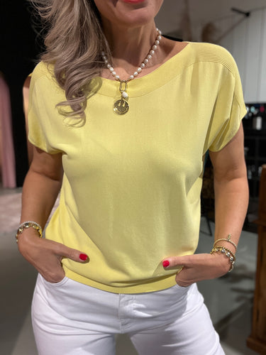 Kastgeluk travel knit top